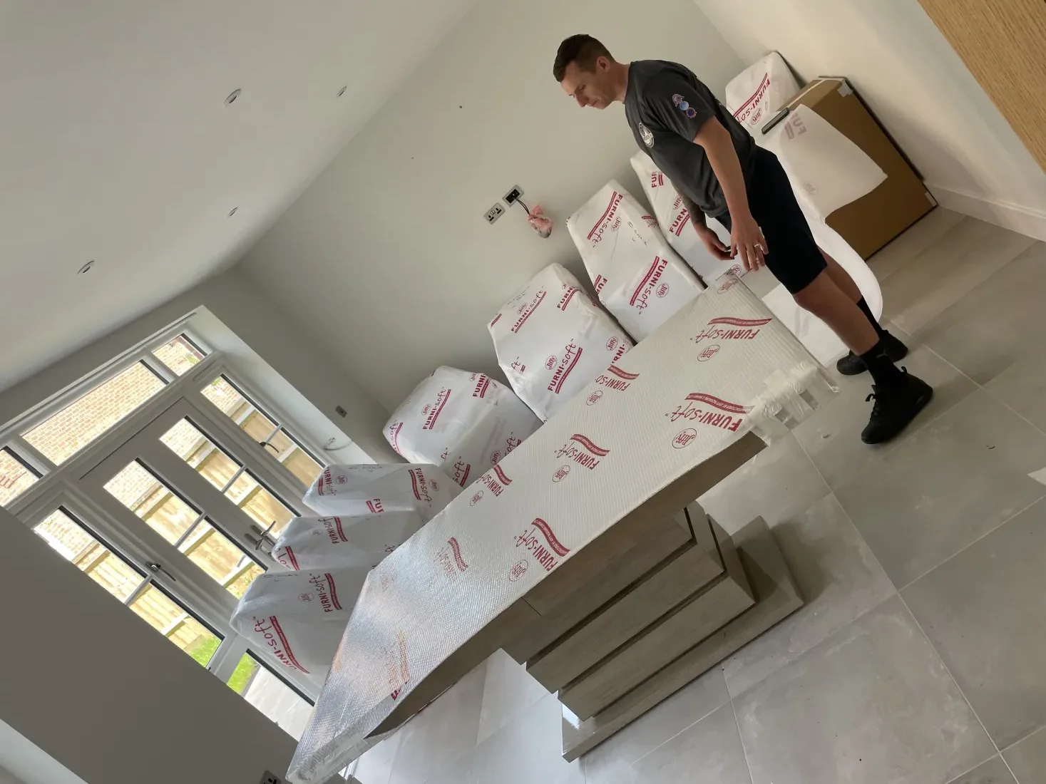 Careful removal of household belongings in Sussex